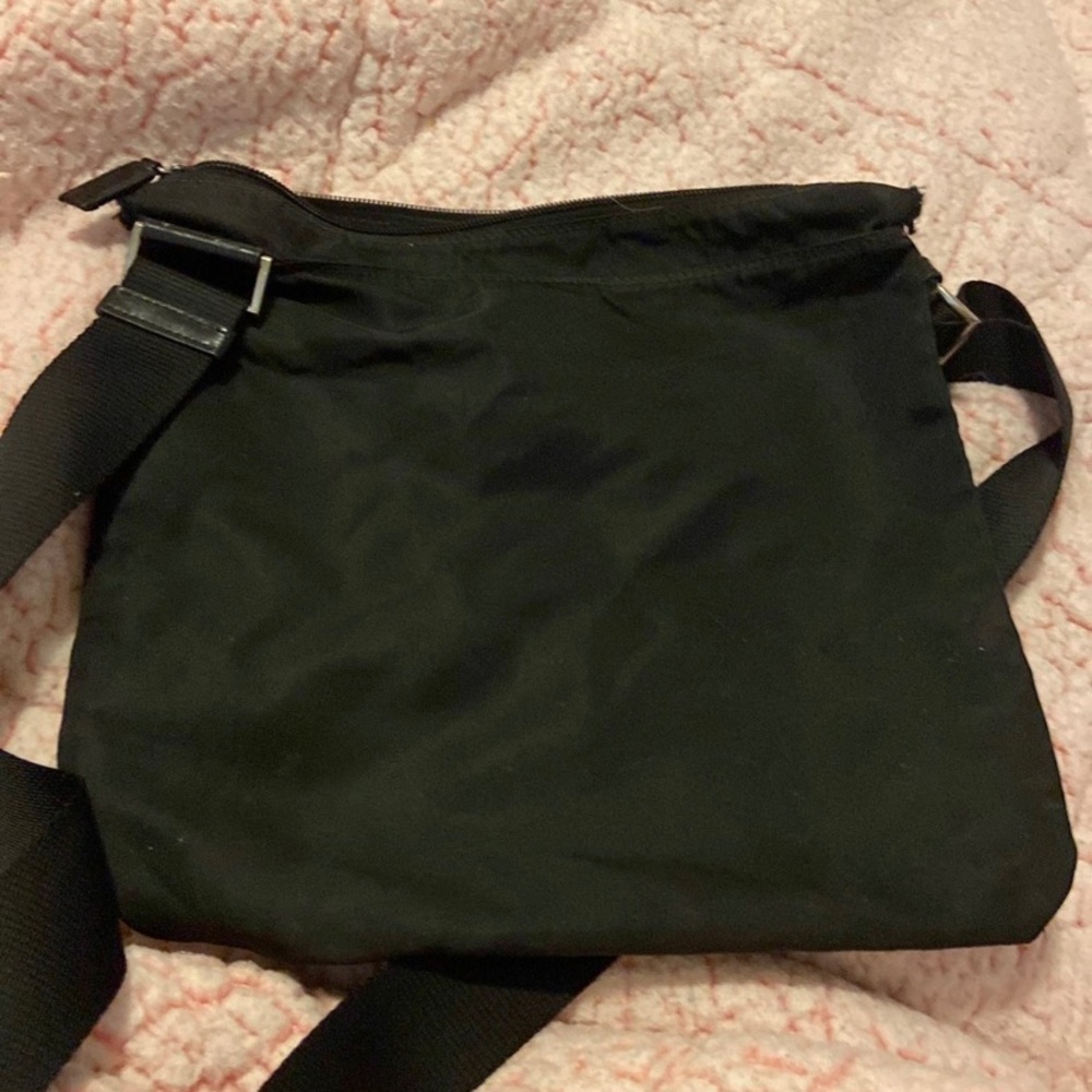 Prada purse - Picture 6 of 6